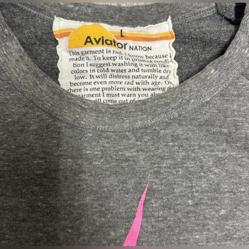 Aviator Nation Bolt Fade Crew
Sweatshirt in Heather Grey / Pink /Purple - Picture 4 of 5